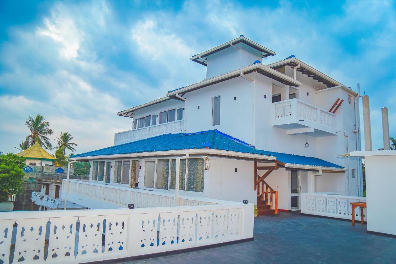 Hikka Ocean Resort Hikkaduwa Extérieur photo