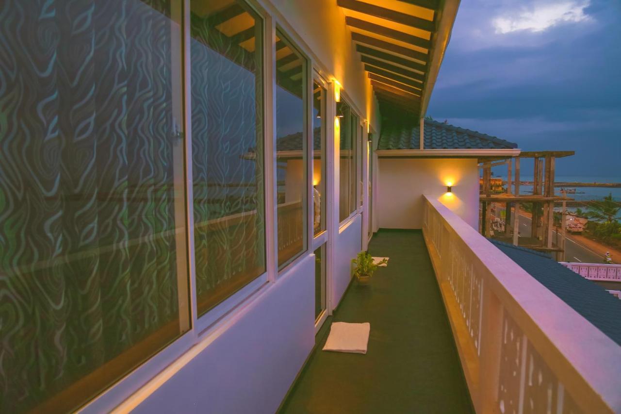 Hikka Ocean Resort Hikkaduwa Extérieur photo