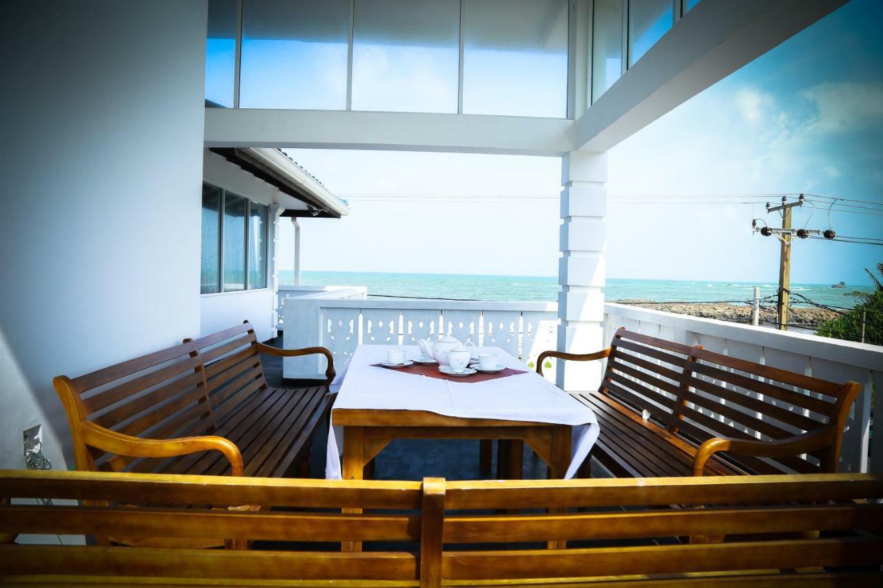 Hikka Ocean Resort Hikkaduwa Extérieur photo