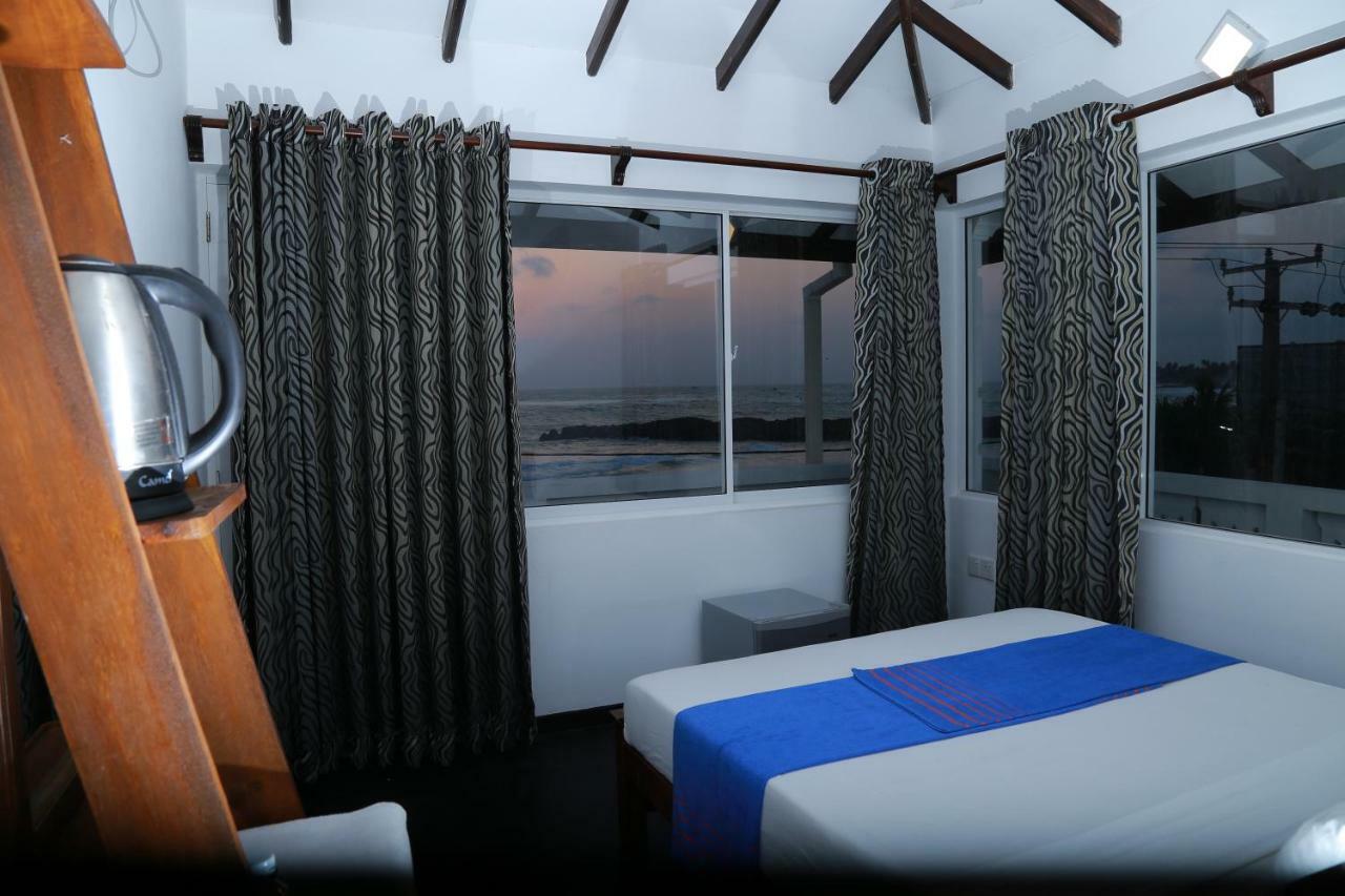 Hikka Ocean Resort Hikkaduwa Extérieur photo