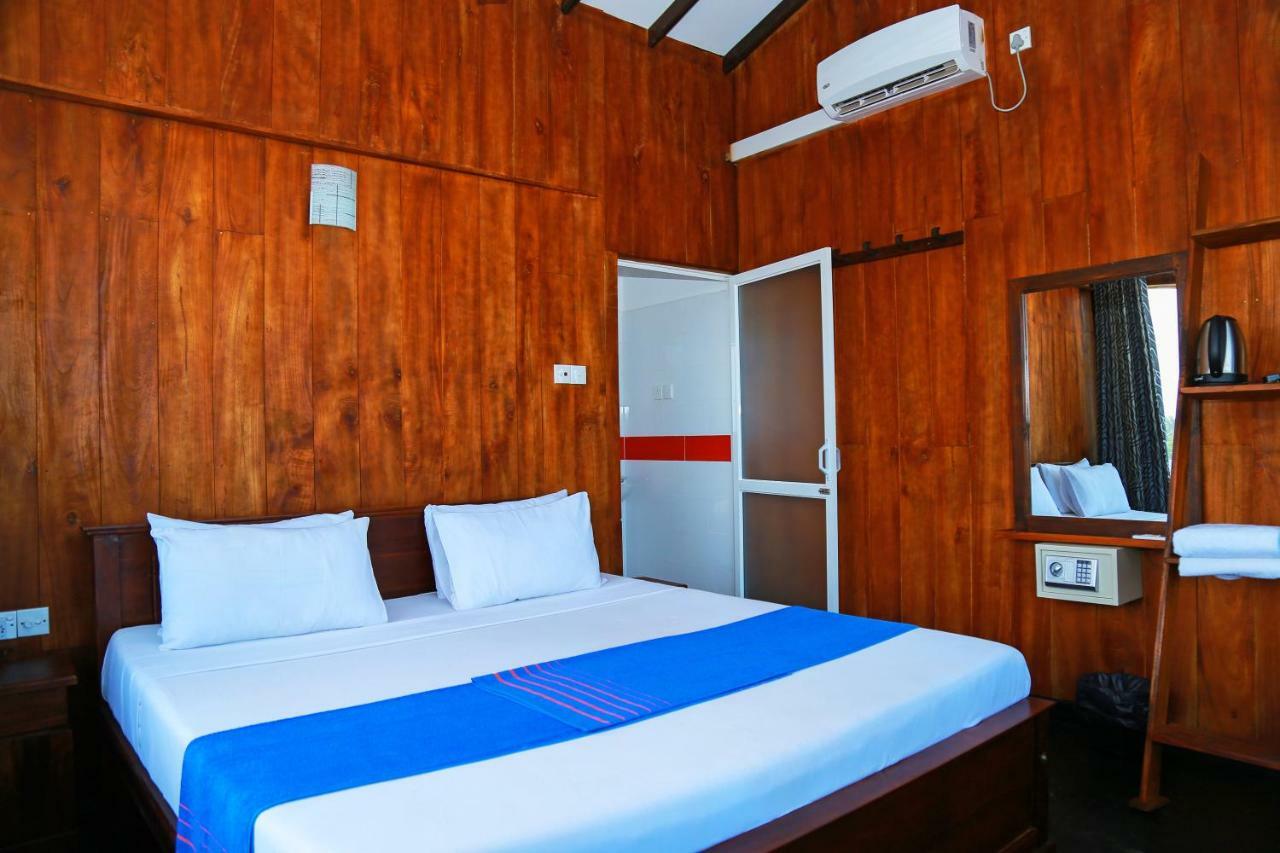 Hikka Ocean Resort Hikkaduwa Extérieur photo