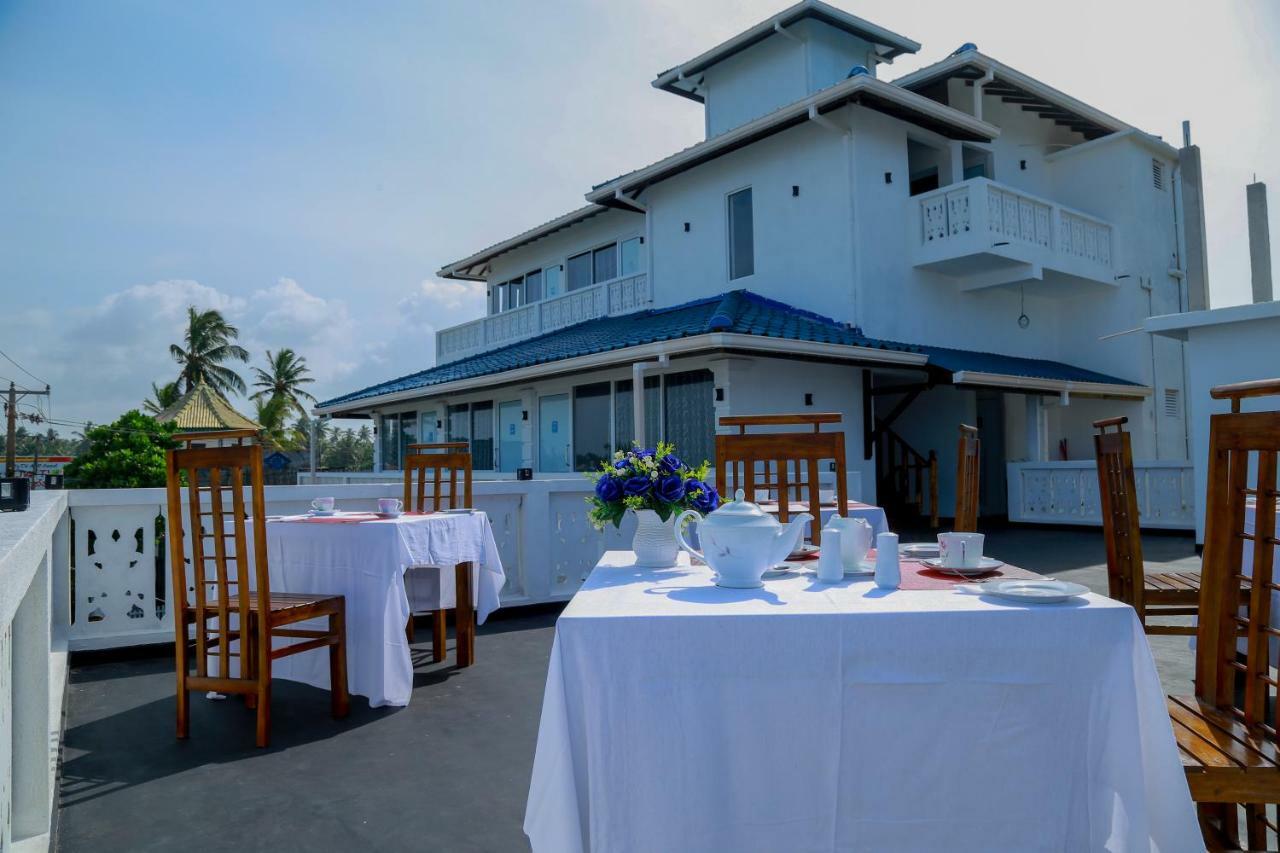 Hikka Ocean Resort Hikkaduwa Extérieur photo