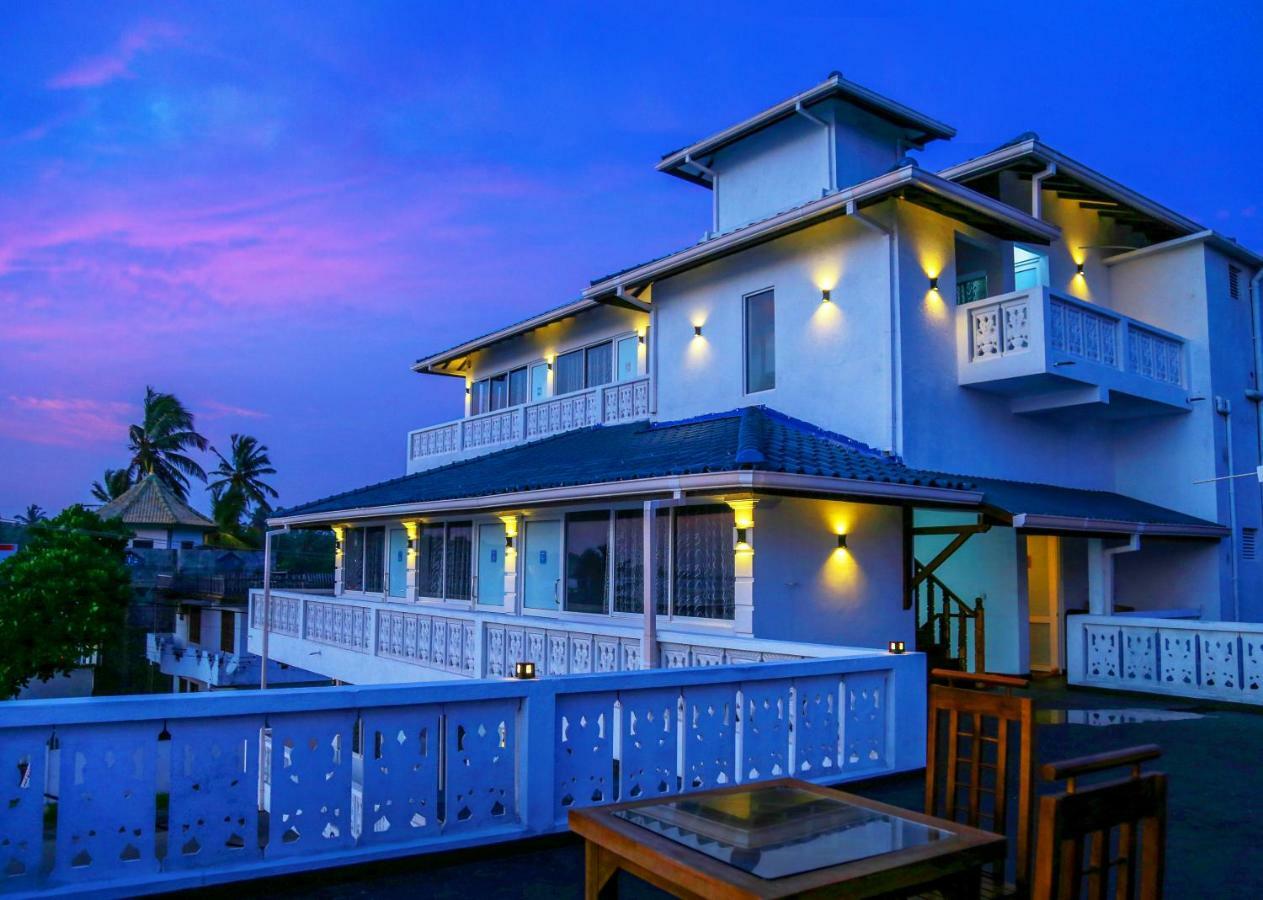 Hikka Ocean Resort Hikkaduwa Extérieur photo